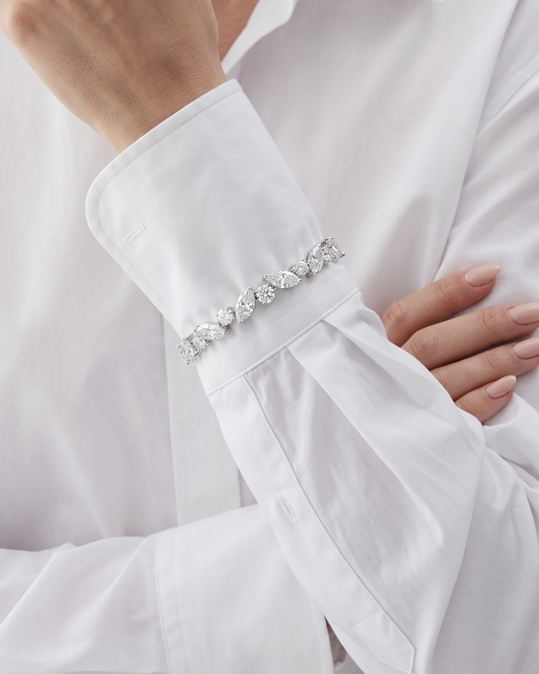 ORTIGAS Fancy Cut Line, браслет, на руке