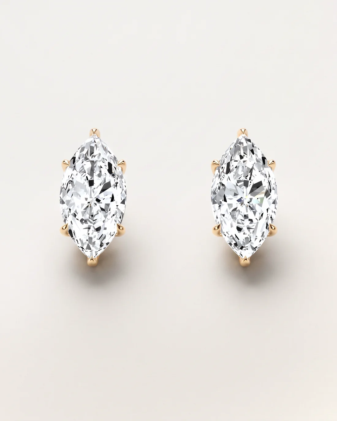 ORTIGAS Marquise Studs, серьги, вид спереди