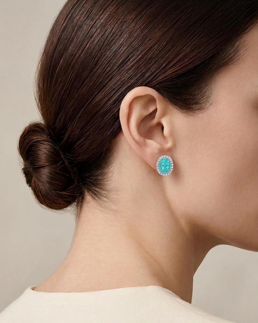 ORTIGAS Paraiba Halo Studs, серьги, в ухе