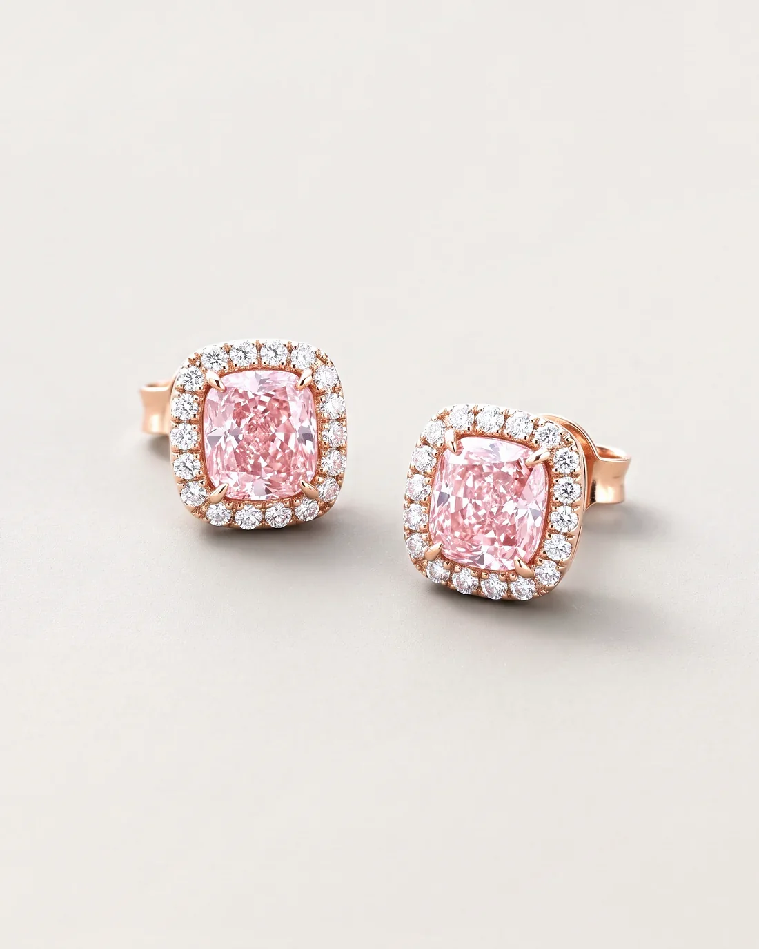 ORTIGAS Pink Halo Studs, серьги, вид спереди