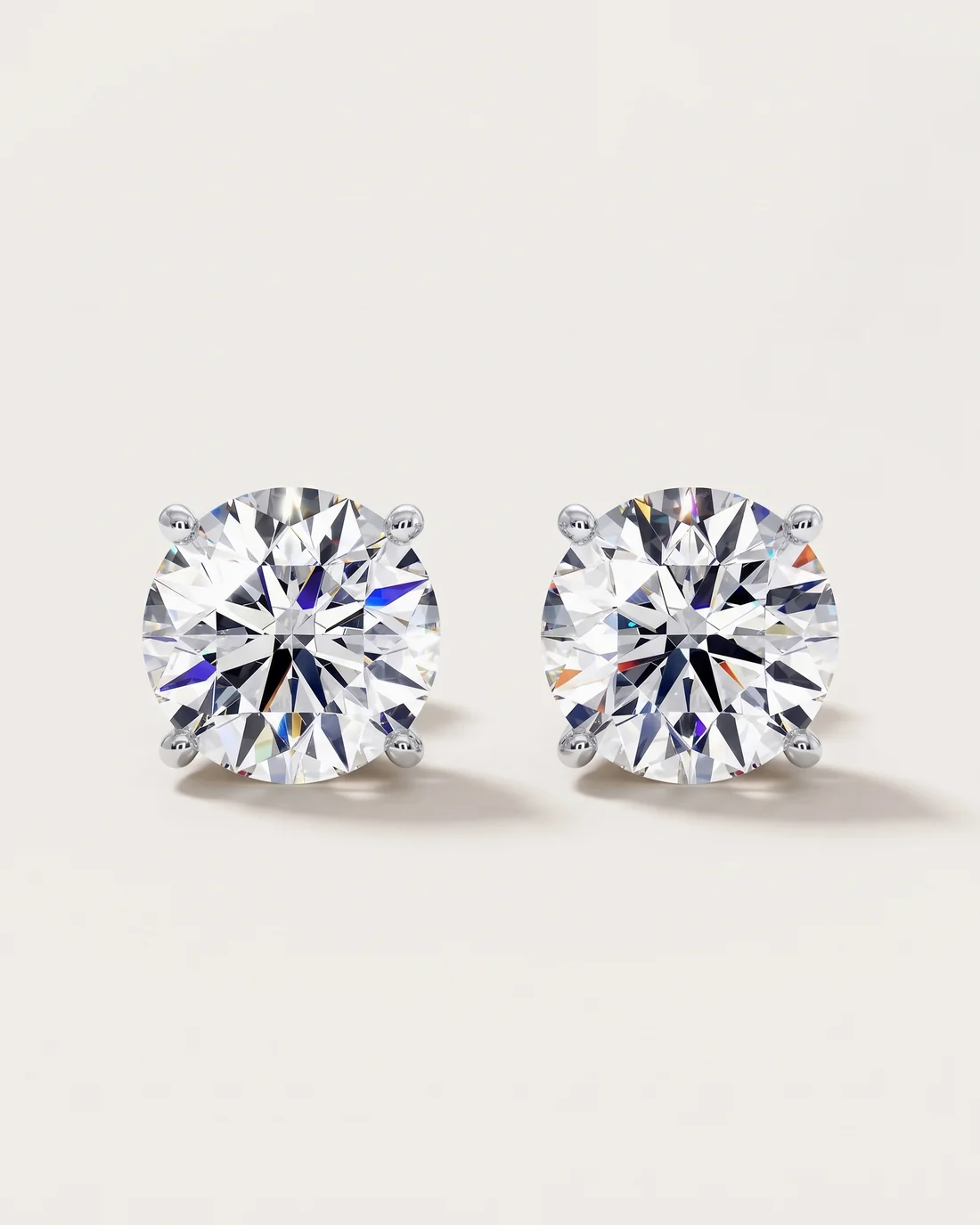 ORTIGAS Round Studs, серьги, вид спереди