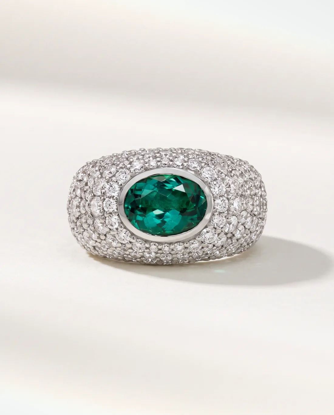 ORTIGAS Emerald Dome, кольцо, вид спереди